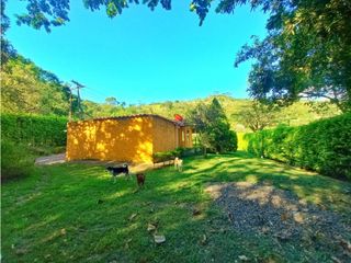 Foto 9 de Maat vende Casa Campestre, La Masata-Villeta 2.460m2 $450 Millones