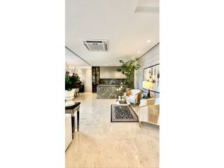 Foto 3 de SE VENDE GLAMOUROSO APARTAMENTO EN EL GOLF PISO 22 EN BARRANQUILLA