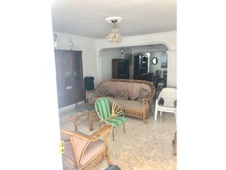 Foto 4 de Venta de casa con 2 apartamentos San José en Santa Marta-07
