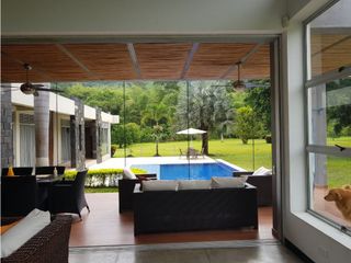 Espectacular casa en Nocaima Cundinamarca