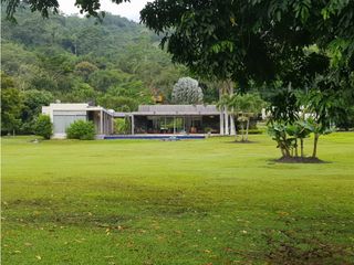 Espectacular casa en Nocaima Cundinamarca