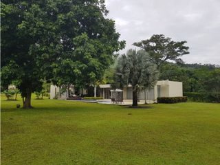 Espectacular casa en Nocaima Cundinamarca