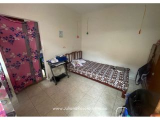 Foto 7 de VENDO CASA EN EL RETIRO (1 PISO)