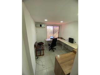 OFICINA EN ARRIENDO - PRADO