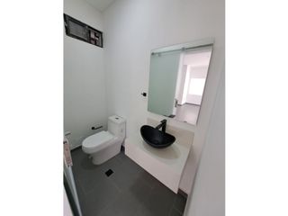 Foto 3 de OFICINA EN ARRIENDO BOCAGRANDE