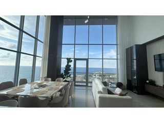 Foto 1 de SE VENDE ESPECTACULAR APTO  DUPLEX VISTA  FRENTE AL MAR EN BQUILLA