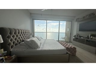 Foto 18 de SE VENDE ESPECTACULAR APTO  DUPLEX VISTA  FRENTE AL MAR EN BQUILLA