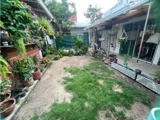 Foto 5 de Vendo casa comercial barrio Ciudad Jardín en Barranquilla