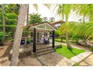 Foto 55 de Finca-Hotel vía a Riohacha, àrea 2.5 hectáreas, extensa playa privada