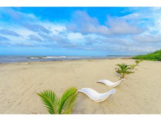 Foto 7 de Finca-Hotel vía a Riohacha, àrea 2.5 hectáreas, extensa playa privada