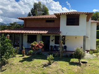 VENTA FINCA 2600 mts2 BARBOSA VEREDA LA CALDA