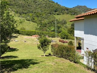 VENTA FINCA 2600 mts2 BARBOSA VEREDA LA CALDA