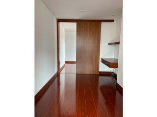 Foto 10 de VENTA AMPLIO  APARTAMENTO CABRERA