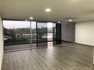 Foto 1 de Oficina en venta en El Poblado sector Santa María de los ngeles