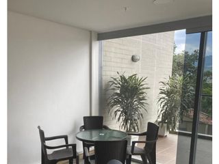 Foto 3 de Oficina en venta en El Poblado sector Santa María de los ngeles