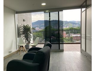 Foto 2 de Oficina en venta en El Poblado sector Santa María de los ngeles