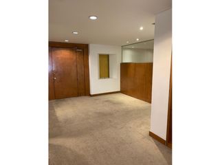 ARRIENDO OFICINA CHICO RESERVADO EDIFICIO CITIBANK,