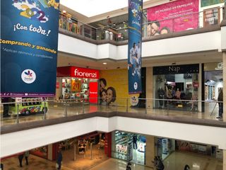 Foto 13 de Arriendo Local Centro Comercial Santafé, Bogotá
