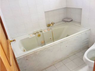 Foto 6 de SE VENDE AMPLIO APARTAMENTO EN RIOMAR CERCA BUENAVISTA