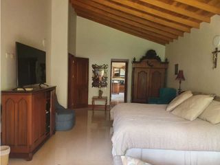 VENTA HERMOSA CASA POBLADO LA CALERA