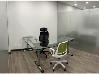 OFICINA EN VENTA PARALELO 108 115M2