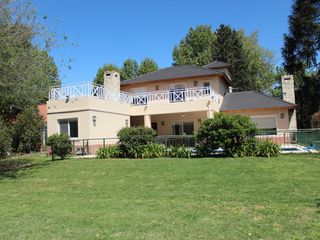 Foto 46 de Venta , Alquiler Temporario. Casa  sobre el golf en  Golfers c.c