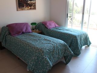 Foto 37 de Venta , Alquiler Temporario. Casa  sobre el golf en  Golfers c.c