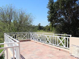 Foto 32 de Venta , Alquiler Temporario. Casa  sobre el golf en  Golfers c.c
