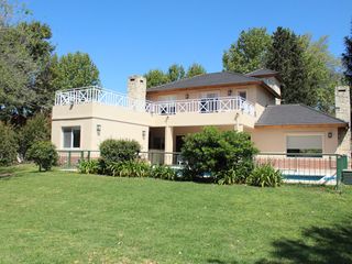 Foto 51 de Venta , Alquiler Temporario. Casa  sobre el golf en  Golfers c.c