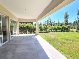 Foto 9 de Casa 4 dormitorios venta en Castaños, Nordelta