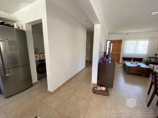 Foto 4 de DUPLEX DE CATEGORIA CON PILETA