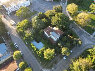 Foto 26 de Ideal desarrolladores  - Exclusiva Casa en el corazón de City Bell - Plaza San Martín