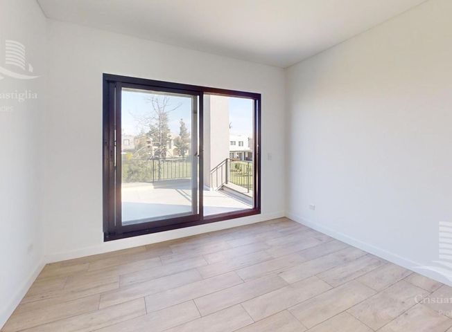 place photo 52
