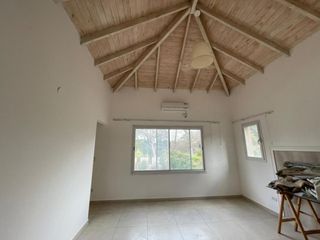 Foto 58 de Casa en alquiler temporal desde octubre. No fracciona. 3 dormitorios, parrilla y piscina. Impecable.
