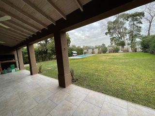 Foto 42 de Casa en alquiler temporal desde octubre. No fracciona. 3 dormitorios, parrilla y piscina. Impecable.
