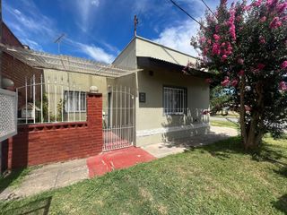 Foto 1 de Casa en venta - 3 Dormitorios 2 Baños - 160Mts2 - Verónica