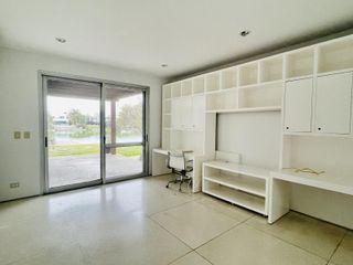 Foto 12 de Casa en Venta en Santa Barbara a la Laguna