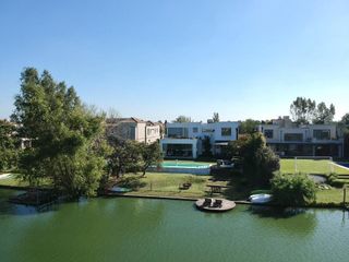 Foto 54 de Casa en Venta en Santa Barbara a la Laguna