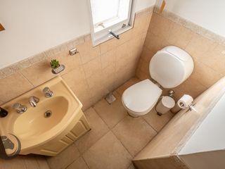 Foto 40 de Casa en Barrio privado digna de ver luminosa, pileta, cocheras, 3dorm 5amb 2baños toilette lavadero