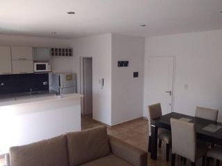 Foto 4 de departamento  3 amb. al frente con balcon