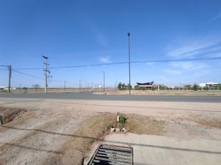 Foto 4 de VENTA - Casa - Sobre Arturo Illia - Funes.