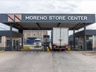 Foto 8 de Alquiler Local Comercial / Showroom / Oficinas / Deposito de 511 m2 en Moreno Store Center