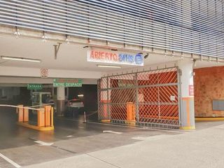Foto 3 de VENTA - COCHERA FIJA CUBIERTA – MICROCENTRO – OPORTUNIDAD - FINANCIACION