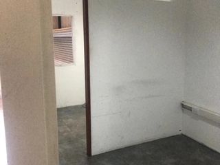 Foto 5 de Alquiler Deposito Premium 450 M2 con Oficina en Moreno Store Center