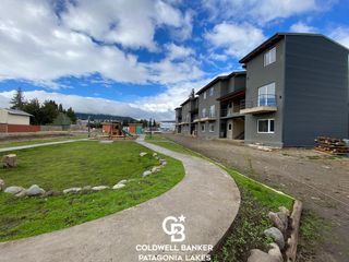 Foto 1 de Monoambiente en Barrio La Plaza con Jardín - en pozo - financiados - Bariloche - Patagonia