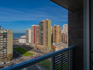 Foto 6 de Alquiler por dia departamento 3 ambientes para 4 personas vista al mar zona La Perla
