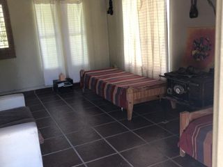 Foto 4 de Casa en venta - 2 Dormitorios 1 Baño - Cocheras - 698Mts2 - Pipinas