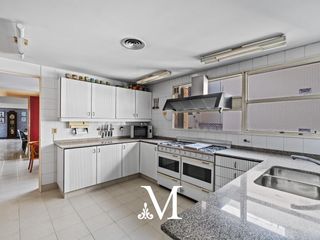 Foto 9 de OPORTUNIDAD !!! SEMIPISO  en venta  Art Tower 5 amb, seg 24 hs, amenties, 2 cocheras y baulera