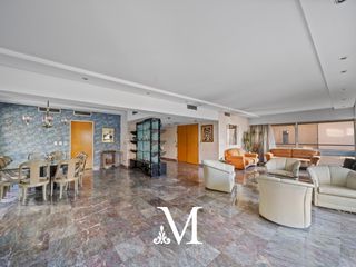 Foto 3 de OPORTUNIDAD !!! SEMIPISO  en venta  Art Tower 5 amb, seg 24 hs, amenties, 2 cocheras y baulera