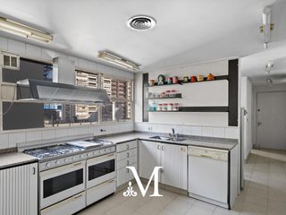 Foto 8 de OPORTUNIDAD !!! SEMIPISO  en venta  Art Tower 5 amb, seg 24 hs, amenties, 2 cocheras y baulera